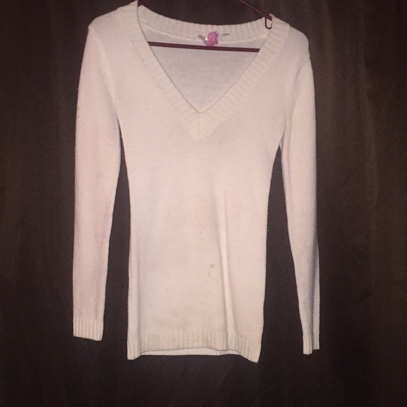 Sweater - Picture 1 of 1